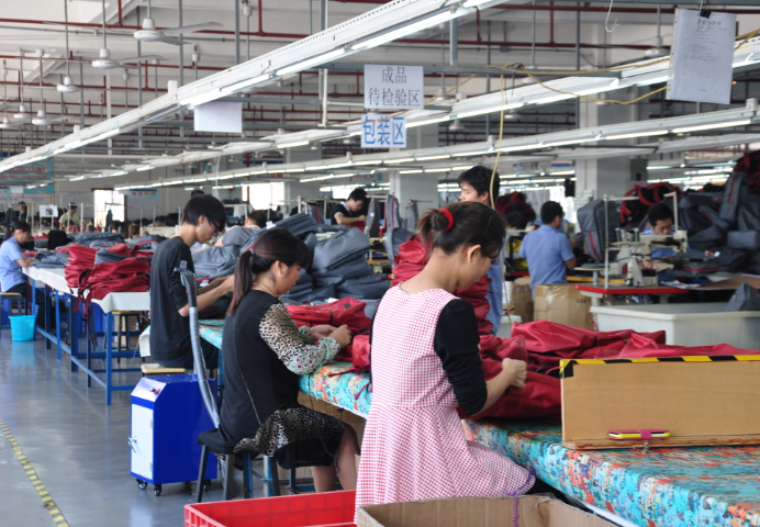 新宝gg皮具,箱包厂家,箱包定制,旅行箱包,箱包代工