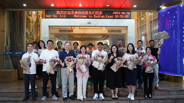 新宝gg科技箱包厂,箱包生产厂家,东莞箱包厂家